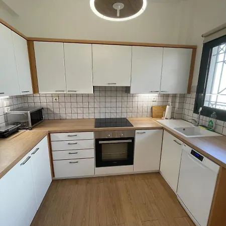 Nala's Iii Apartment